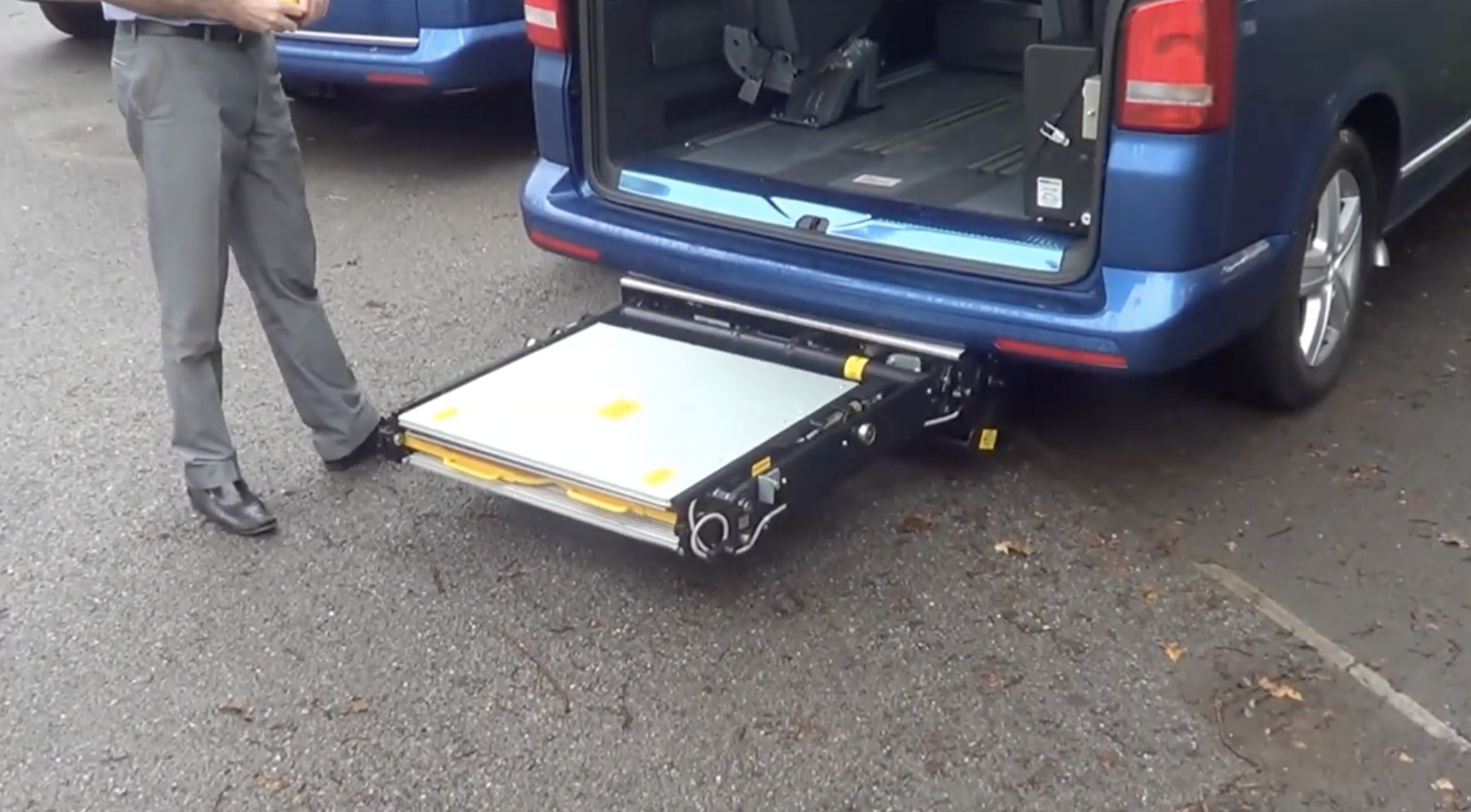 Underfloor Rear Tail Lift